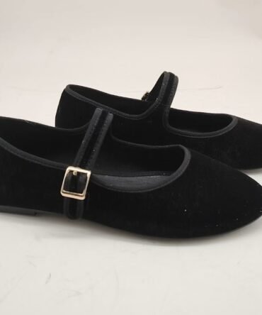 Casual Velvet Flat Pumps Buckle Mary Jane Ballet Slipper